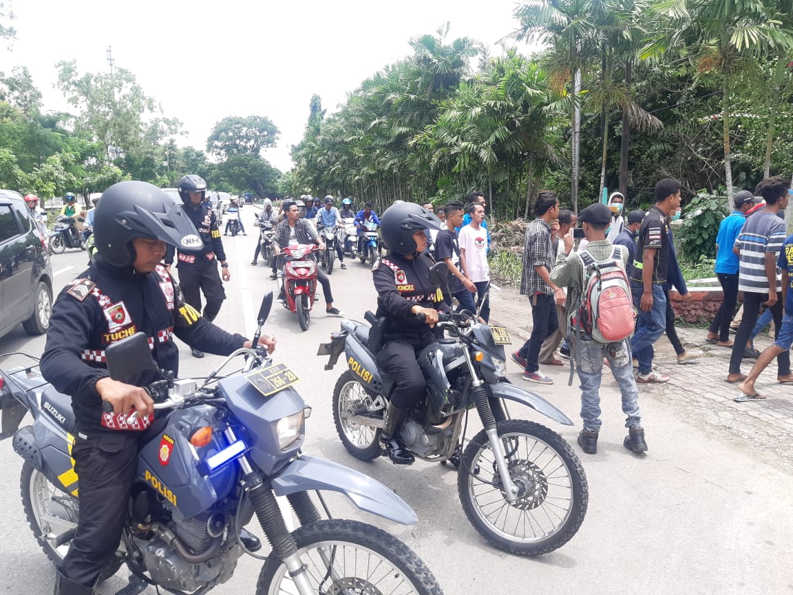 Pengamanan Unjuk Rasa Kelompok Aksi AMAPEK di Kantor Bawaslu Prov. NTT