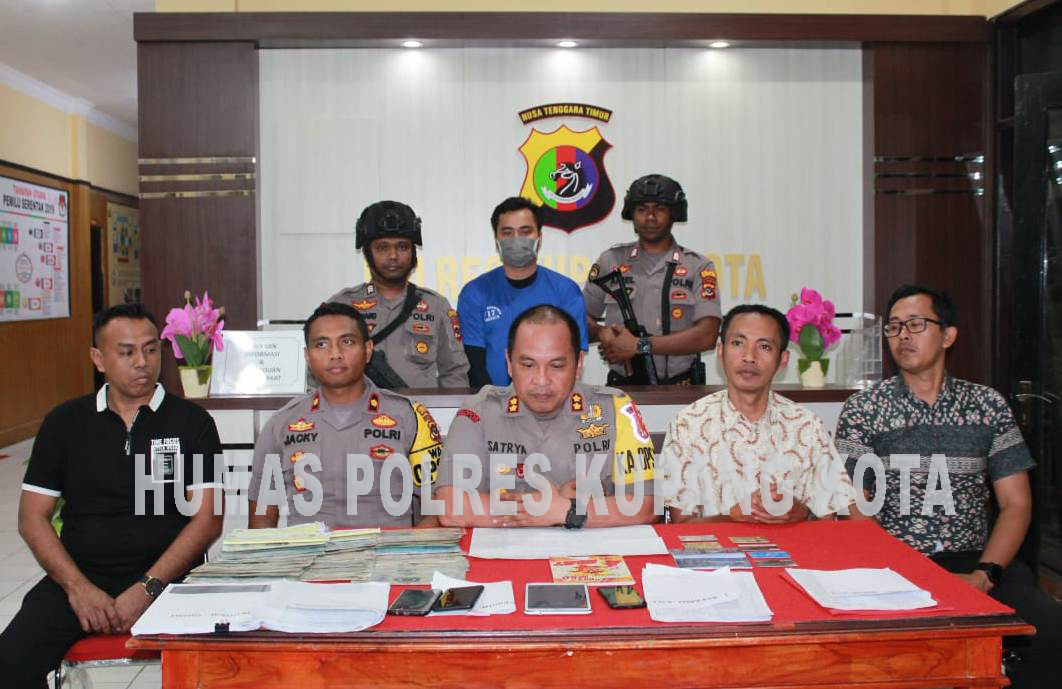 Polres Kupang Kota, Gelar Konferensi Pers Kasus Penipuan dan Penggelapan.