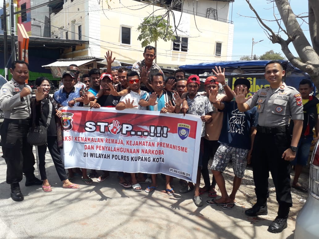 Sat Binmas Polres Kupang Kota Berikan Binluh Warga Kelurahan Oesapa Dalam Rangka Operasi Bina Kusuma Turangga-2019