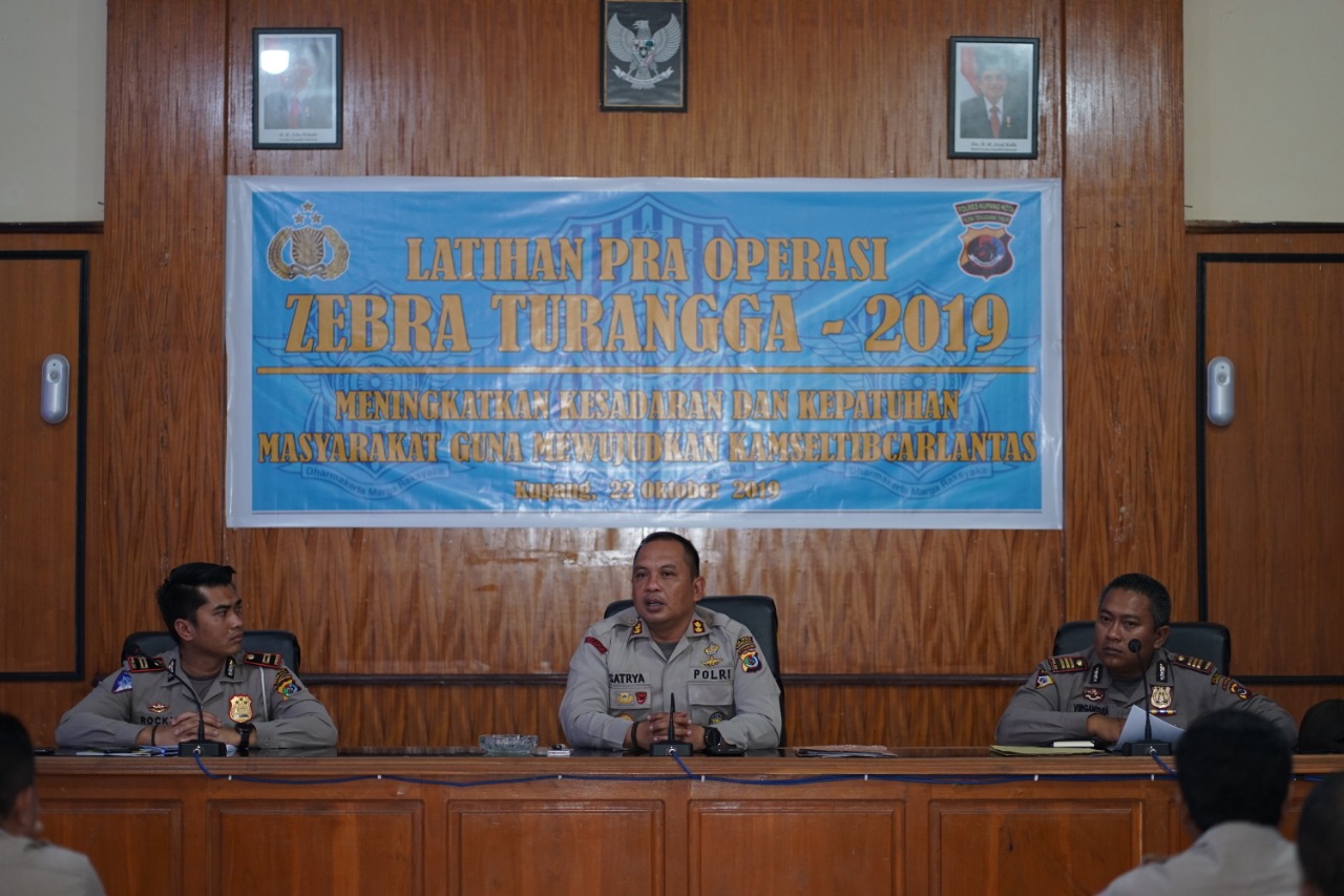 Polres Kupang Kota Gelar Latihan Pra Operasi Zebra Turangga 2019