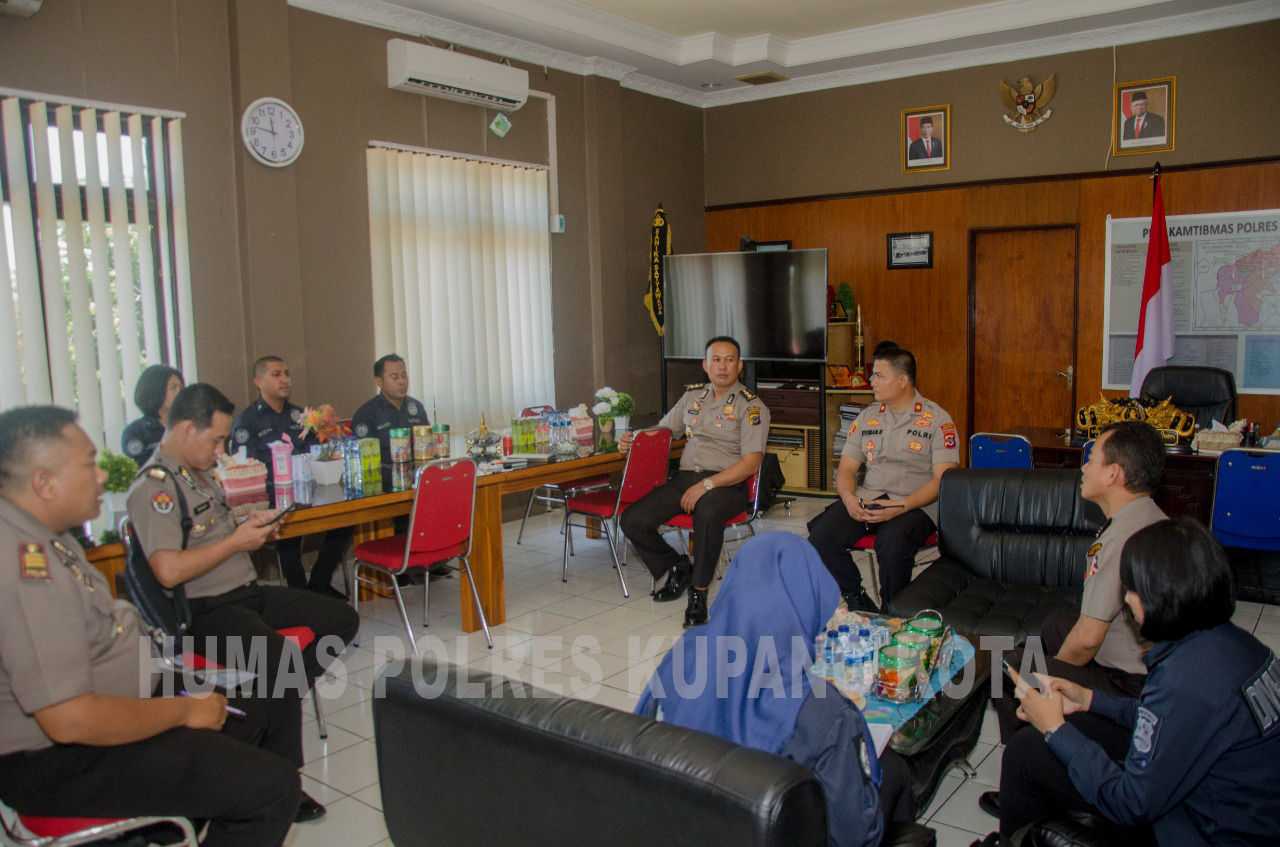 Polres Kupang Kota  Terima Kunjungan Tim Supervisi Divisi Humas Polri.