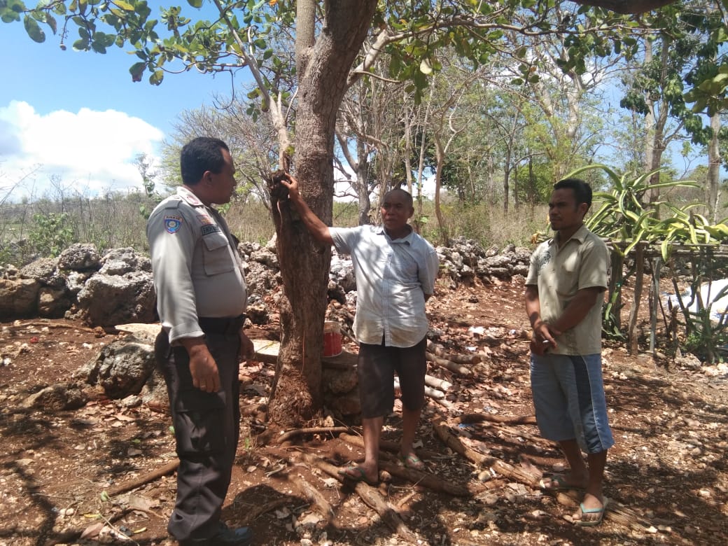 Dialogis Dengan Warga, Bhabinkamtibmas Kelurahan Fatukoa Beri Pesan Kamtibmas