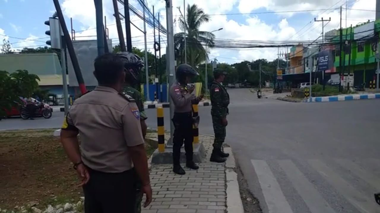 TNI-Polri Himbau Masyarakat Kota Kupang Agar Hidup Bersih dan Cegah Virus Corona