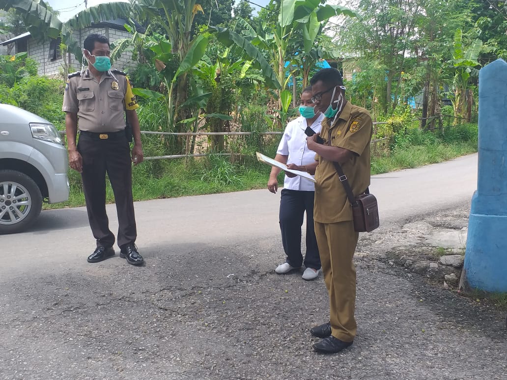 Bhabinkamtibmas Kelurahan Bakunase Bersama Lurah Dan Puskesmas Lakukan Himbauan Cegah Penyebaran Virus Covid 19